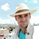 Edward Newhouse - @carvernewhouse - Instagram