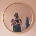 @edwardsweatshirt - Instagram
