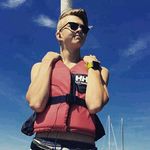 Edwin EK - @hass3lmus3n - Instagram