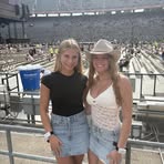 Eden Nusbaum - Facebook