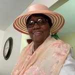 Edwina Cornish - @love22bug - Instagram