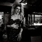 Edwina Wallace - @buetatang - Instagram