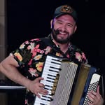 Efraín Gomez - Raza Nuestra - @razanuestraoficial_ - Instagram