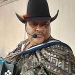 Efrain Valadez - @valadezefrain70 - Instagram