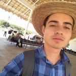 Efren Cisneros - @ecisneros18 - Instagram