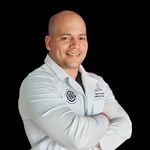 Dr. Efren Peña - Cirugía de Columna Vertebral - @efrenlpi - Instagram