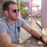 Efren Ruiz - @efrenrocks - Instagram