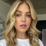 ᴇɪʟᴇᴇɴ ᴡᴀʟᴋᴇʀ ʙᴀᴄʜ ᴘᴏᴜʀᴄʜᴀɪʀᴇ - @itseileen_walkerb - Instagram
