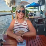 Eileen Castle - @castleonthelake1418 - Instagram