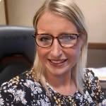 Eileen Cramer - @a_rose_with_thorns_1 - Instagram
