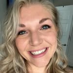Eileen Dwyer - @b3aniebag - Instagram