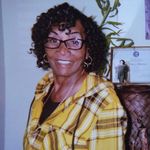 Eileen Hilliard - @wonavo1295 - Instagram