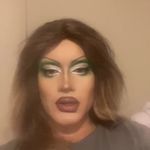 Eileen Holmes - @eileen.holmes.5203577 - Instagram