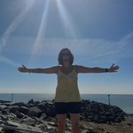 Eileen Nicholson - @eileennicholson99 - Instagram
