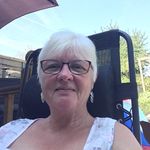 Eileen Norris - @wonkymama - Instagram