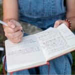 Eileen Núñez Gómez - @writing.ei - Instagram