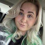 Jesse Eileen Sandstrom - @mermaidmobties - Instagram
