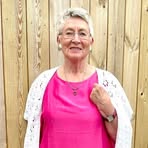 Eileen Vang - Facebook