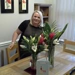 Eileen Weeks - @eileenweeks7 - Instagram