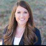 Elaina Hodges - @elainathecampusrecruiter - Instagram