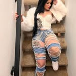 Elaine Chavez - @ela981120 - Instagram