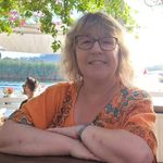 Elaine Coates - @gladkent - Instagram