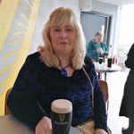 Elaine Holt - @elaine.holt.7 - Instagram