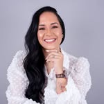 Elaine Mello / Maquiadora 🤍 - @elaine.f.m.mello - Instagram