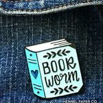 Elaine📚🖤 - @elaineisreading - Instagram