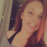 Elaine Reading - @elainneeee22 - Instagram