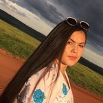 Elaine Karoline - @elainesilveriorv - Instagram