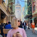 Elaine van der Stoep - @elaineneedstea - Instagram