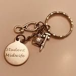 Elayne Smith - @mumof4_wife_studentmidwife - Instagram