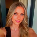 Eleanor Hinkle - @eleanorhinkle19 - Instagram