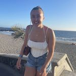 @elenabennett_ - Instagram