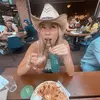 Ella Bennett - @eellabeennett - TikTok