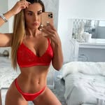 Elena Brooks - @elenabrookssss - Instagram