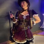 Elena Davis - Facebook
