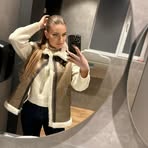 Elena Davis - Facebook