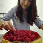 Elena Leu - @elenagateste - Instagram