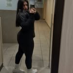 e - @elena.halll - Instagram