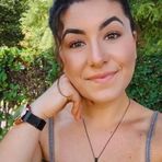 Elena James - Facebook