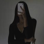 @_elenariddle_ - Instagram
