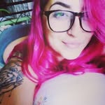 @eleni.moore.4146195 - Instagram