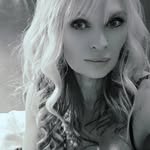 Elizabeth - @elibass85 - Instagram
