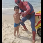 Eli Becerra - Facebook