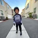 Eli - @eli_blocks16 - Instagram