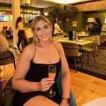 Elizabeth Buckley - @elizabeth_buckley9 - Instagram