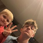 Eli Fox - @elimfox4 - Instagram