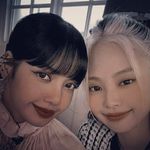 𝐄𝐥𝐢 𝐚𝐧𝐝 𝐆𝐫𝐞𝐬𝐬 - @lasbestiesuwu - Instagram